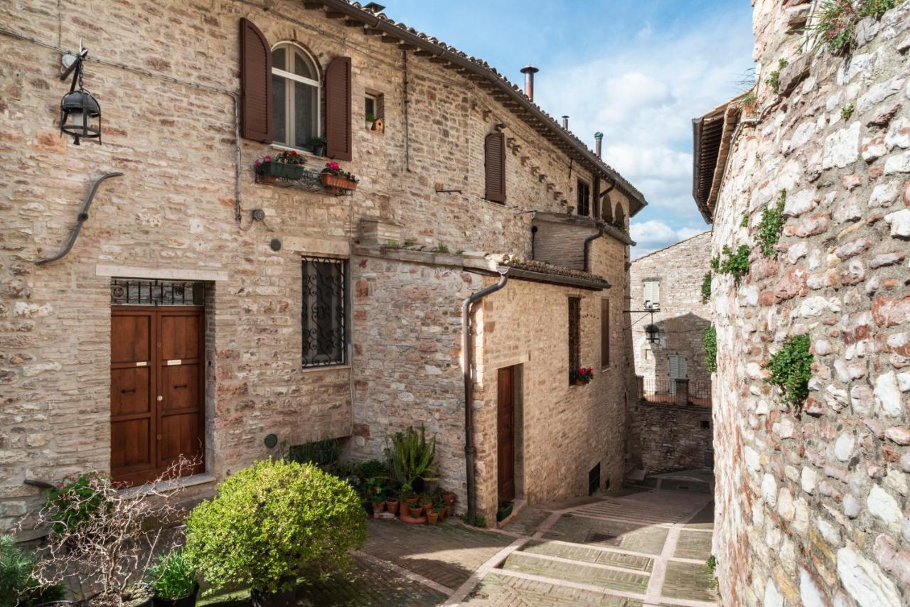 Casa Clara Appartamenti 阿西西 外观 照片